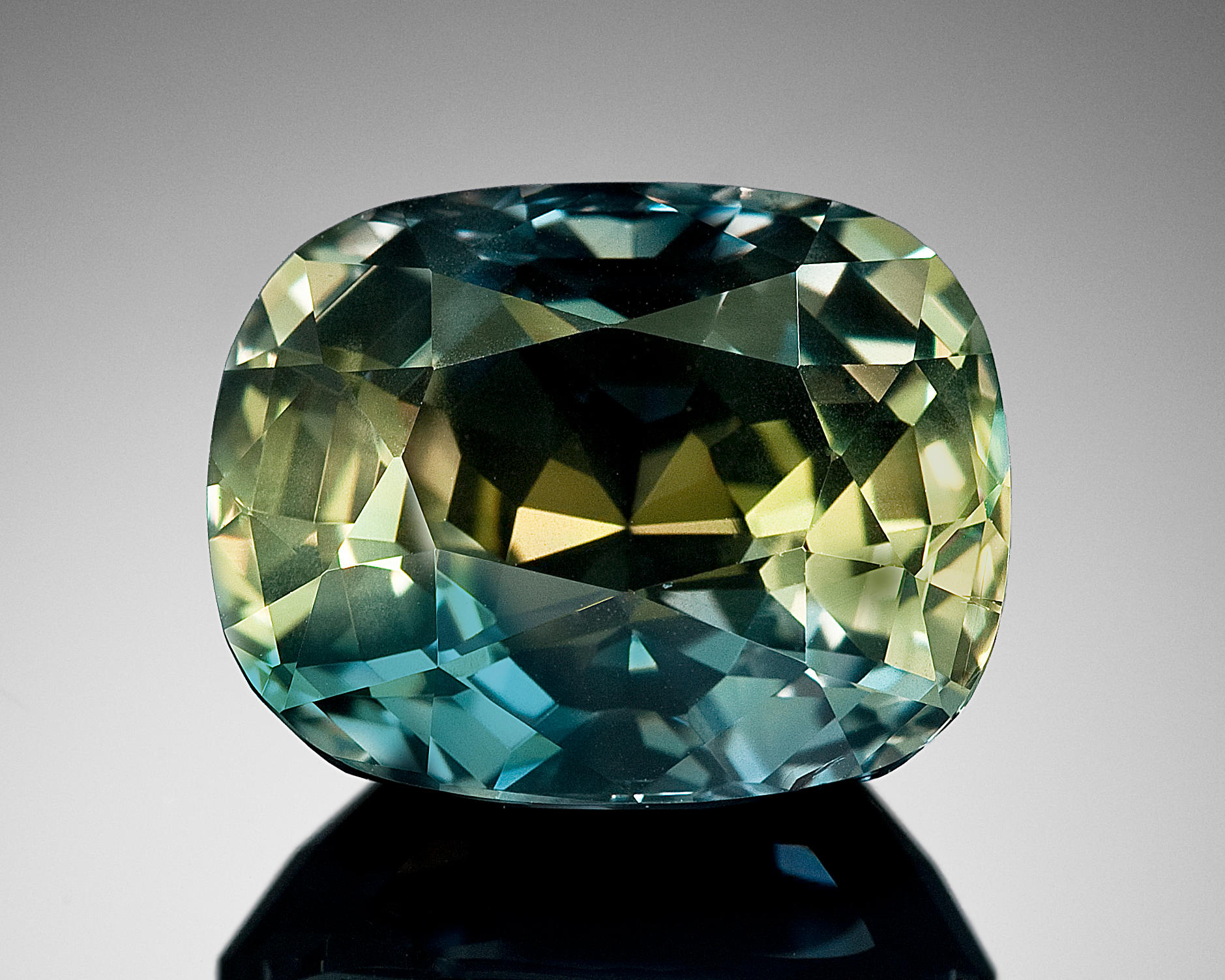 yellow green sapphire
