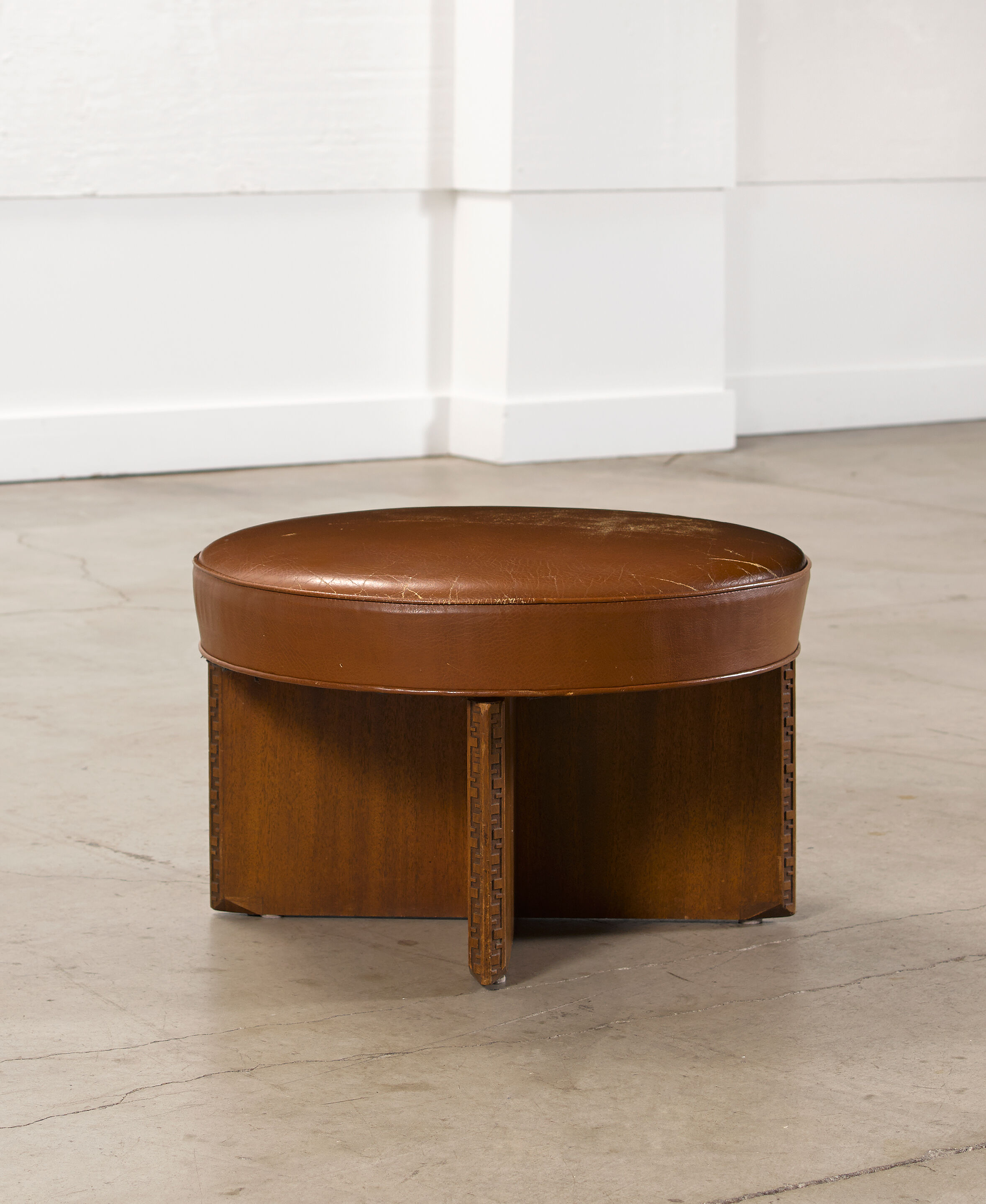 Rotating Ottoman