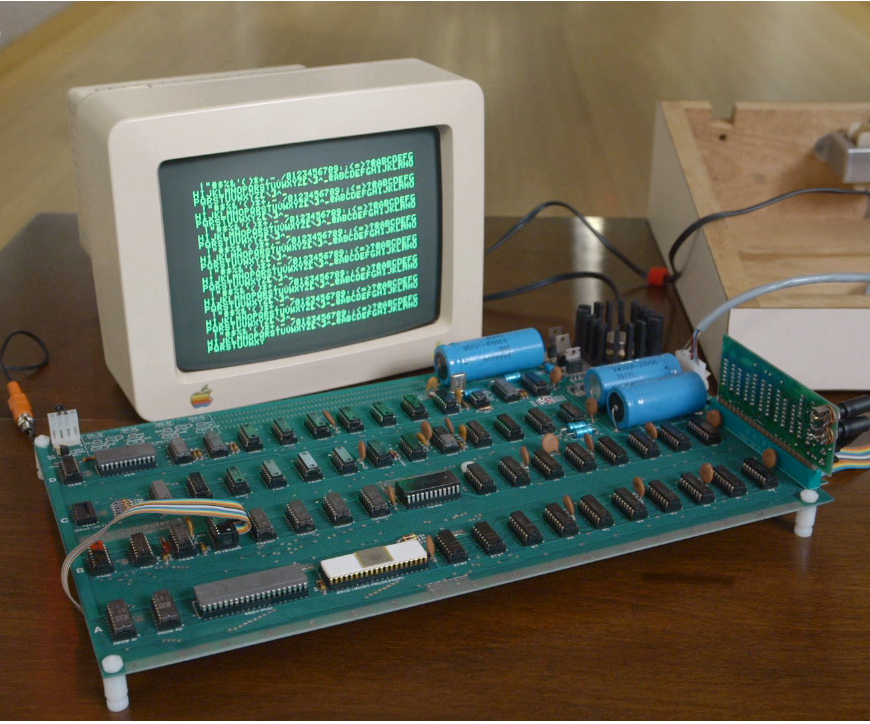 APPLE-1 COMPUTER.