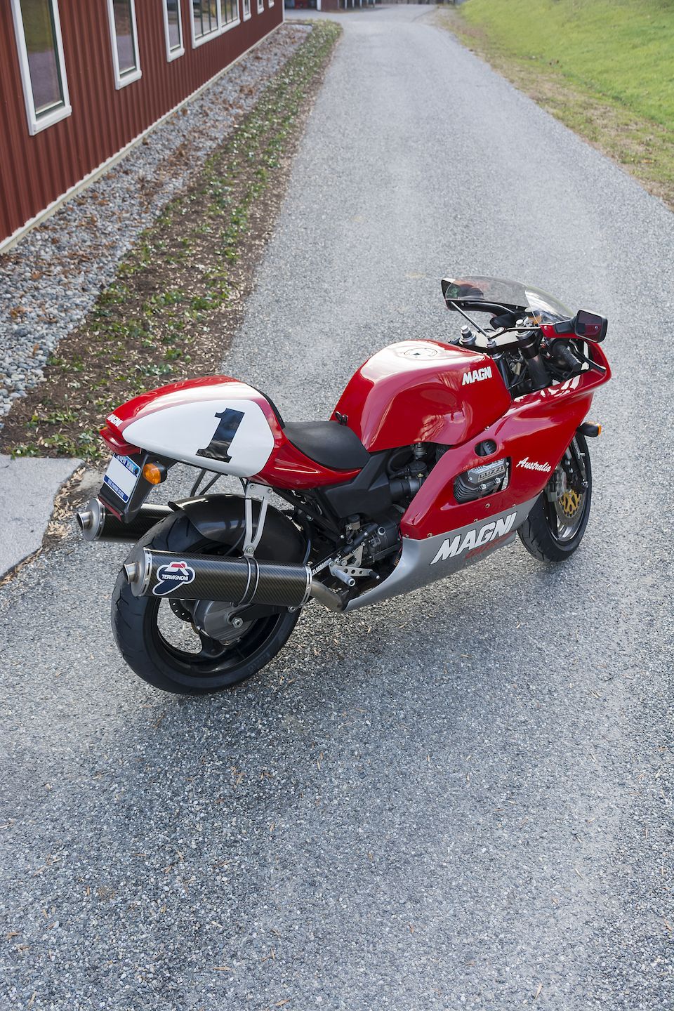 联系方式       专家       -       摩托车     工作 101 new bond