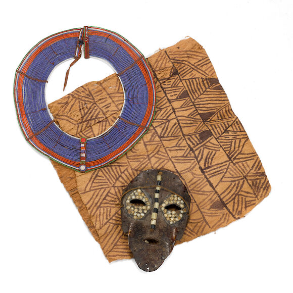 Bonhams : Miscellaneous group of African Items