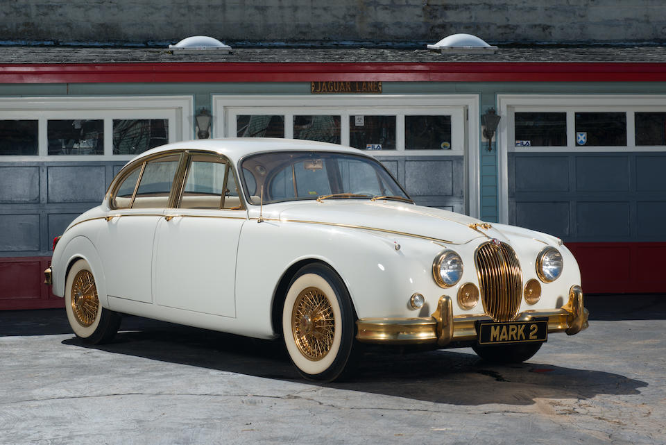 Jaguar MK II 3 8