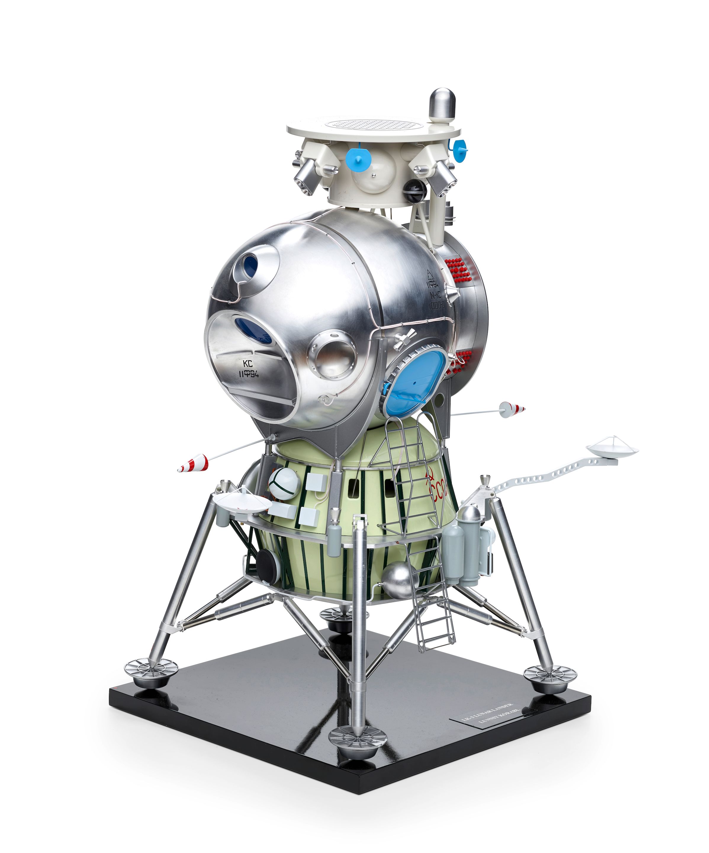 SOVIET LK-3 LUNAR LANDER MODEL