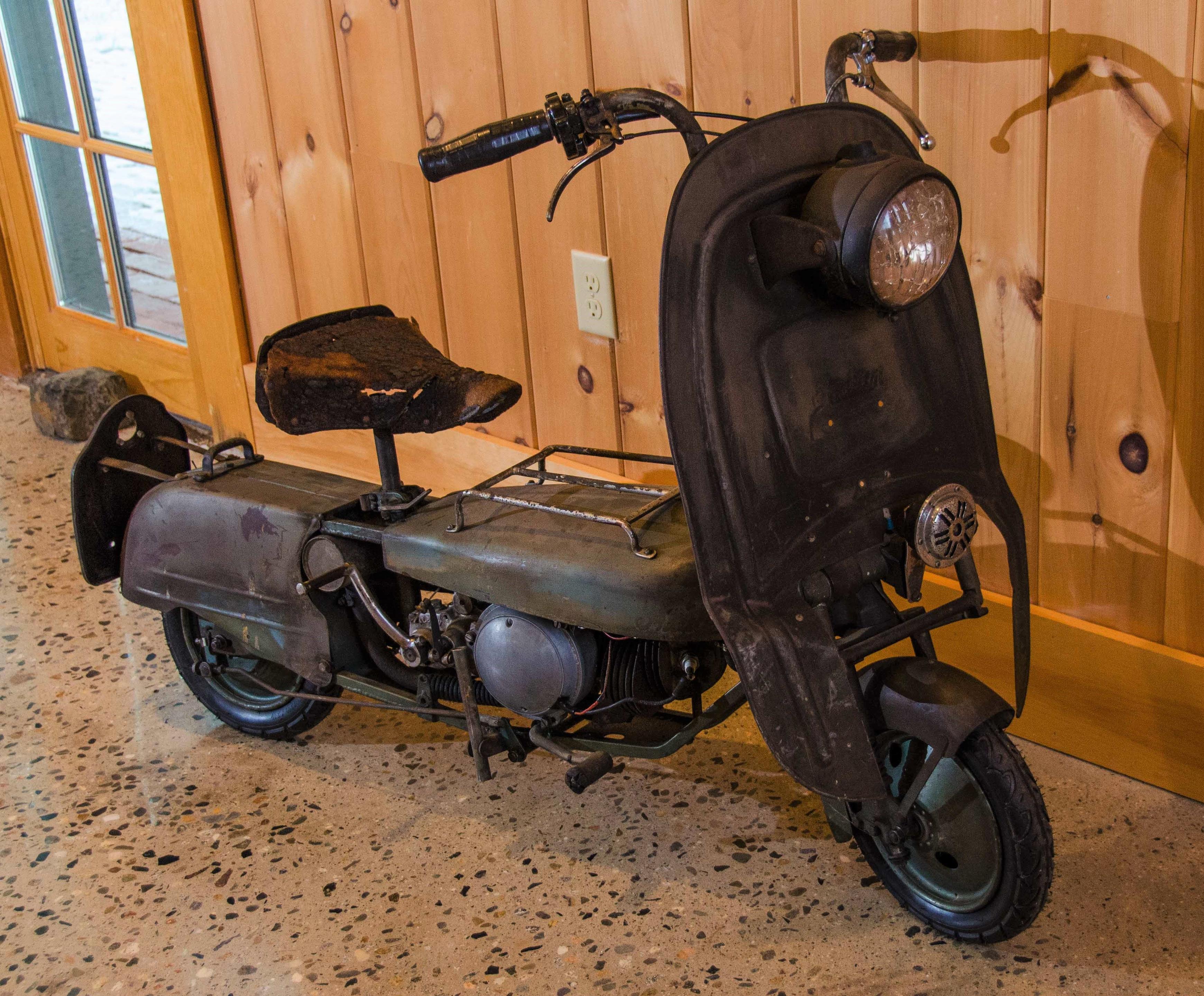 1953 Indian 98cc Papoose Folding Scooter Frame no. to be advised Engine no...