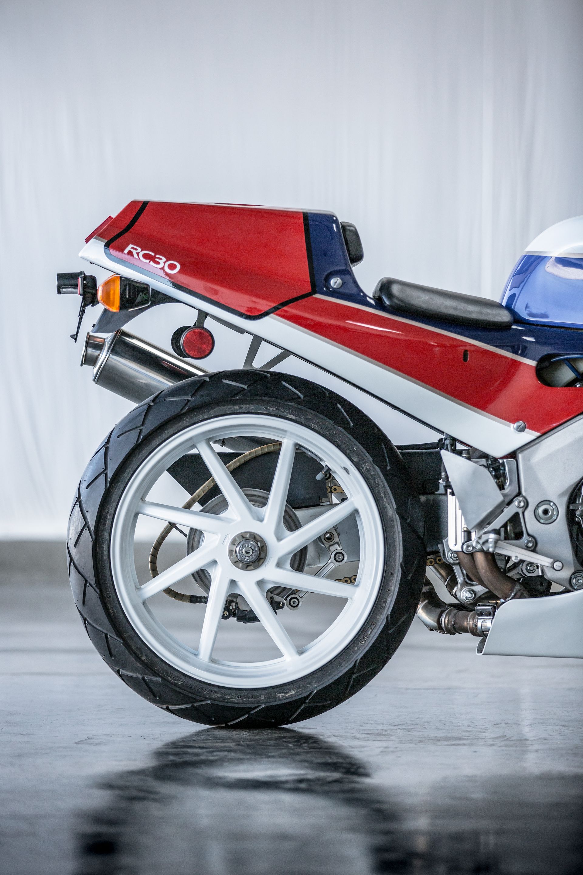 Bonhams Cars : 1990 Honda VFR750R Type RC30 Frame no
