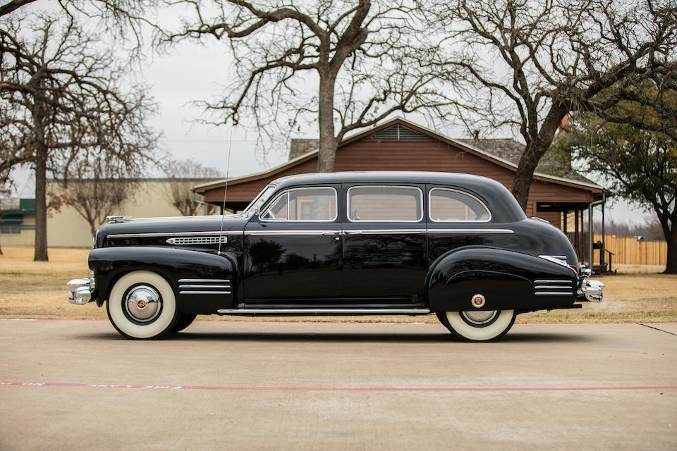 Explorer series 75. Cadillac Series 75. Кадиллак Империал 1950. Cadillac 75 1942. Cadillac Series 75 Imperial.