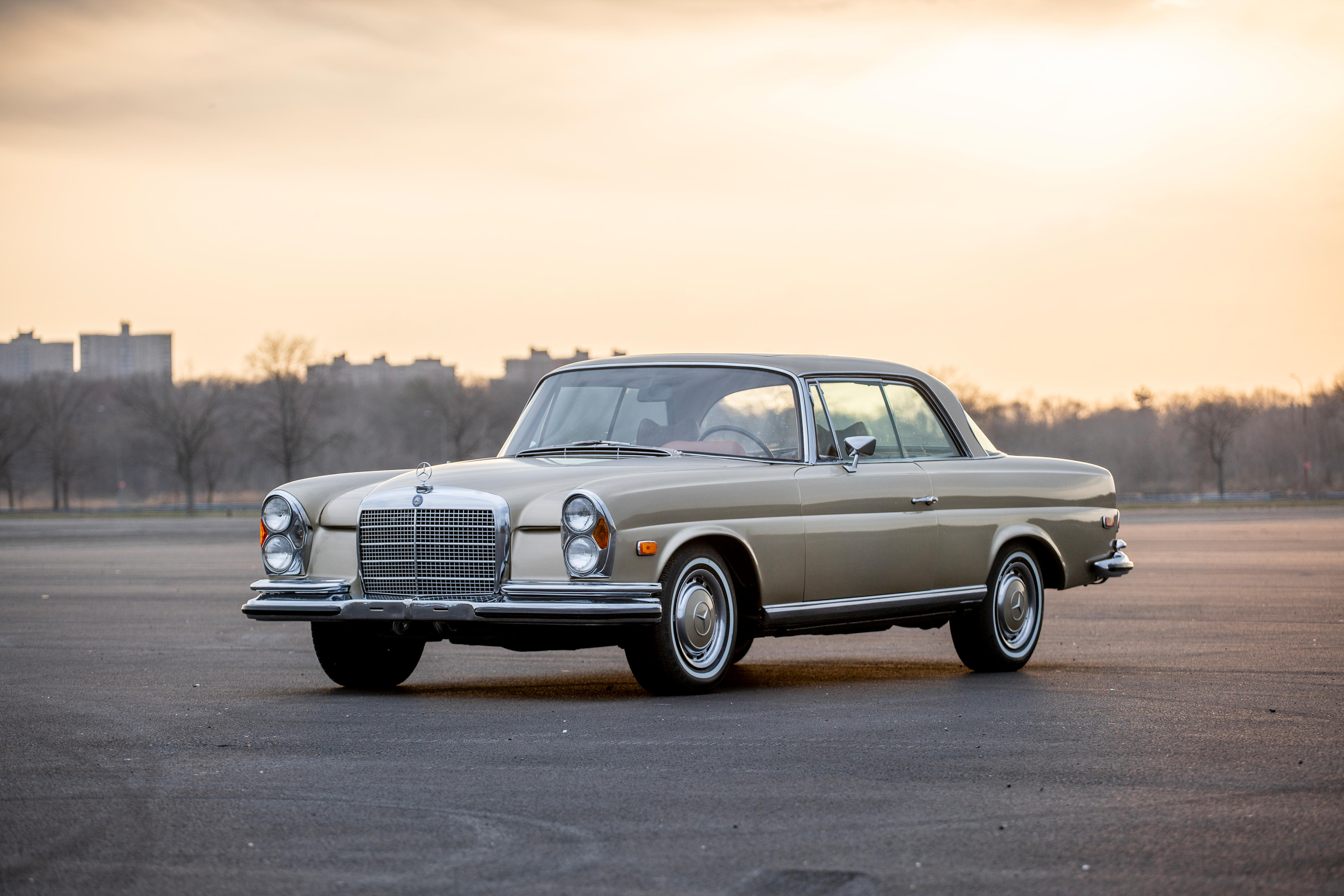 Mercedes Benz w108