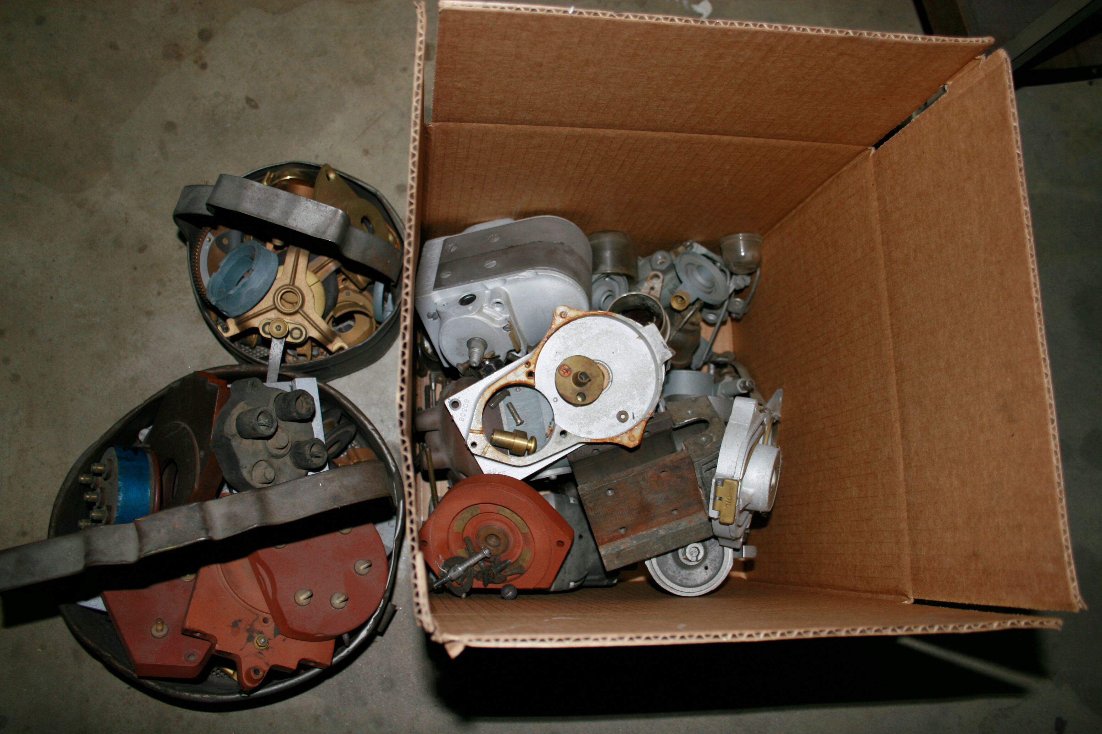 Bonhams Cars : ASSORTED AUTOMOBILIA AND SPARE PARTS,