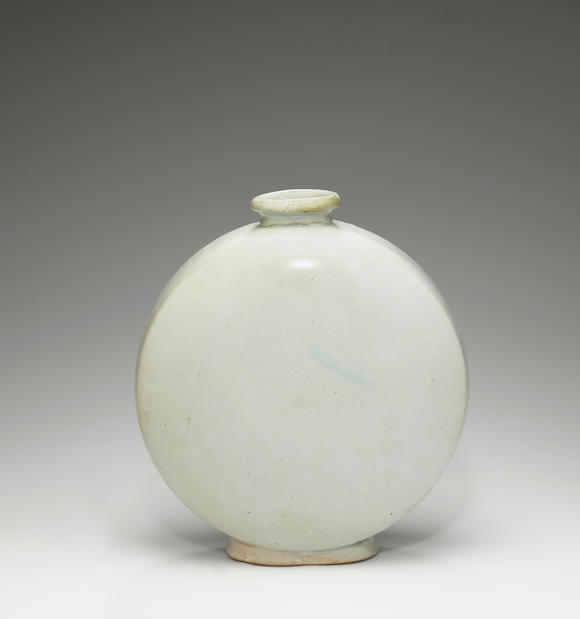 Bonhams : A Large And Fine Porcelain Moon Flask Joseon Dynasty (1392 