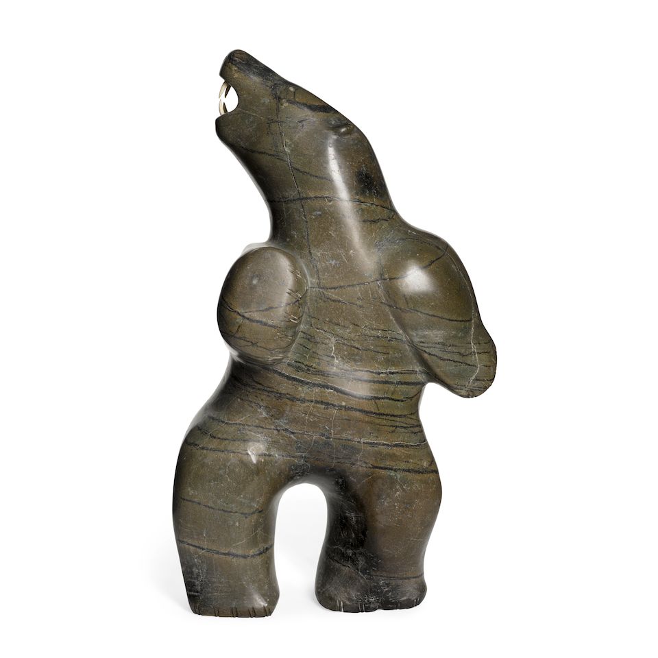 A Pauta Saila sculpture