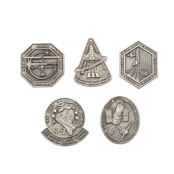 Bonhams : SPACE SHUTTLE ROBBINS SILVER MEDALLION GROUP STS 108, 109 ...