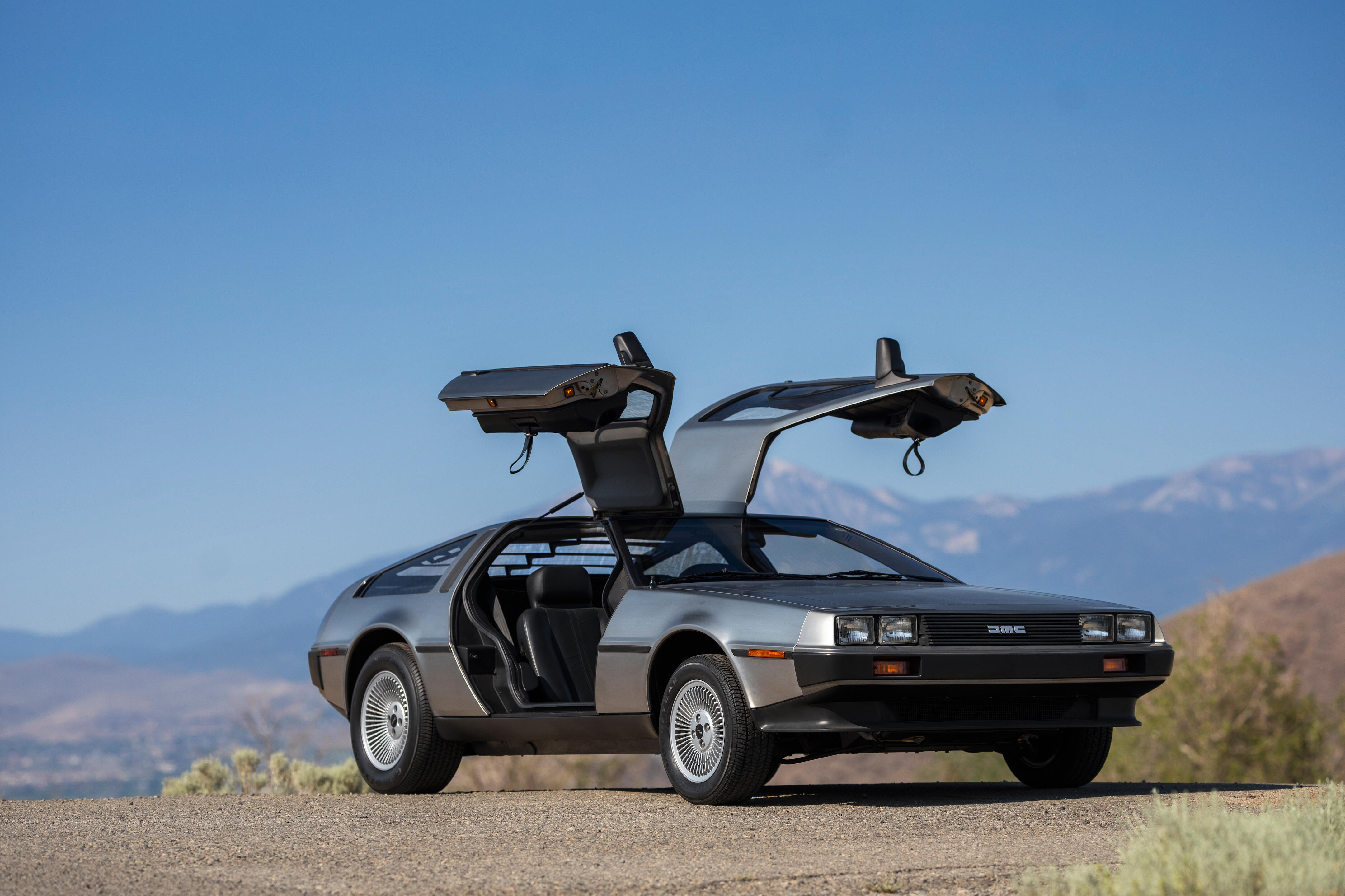1981 DeLorean DMC12 auctions & price archive