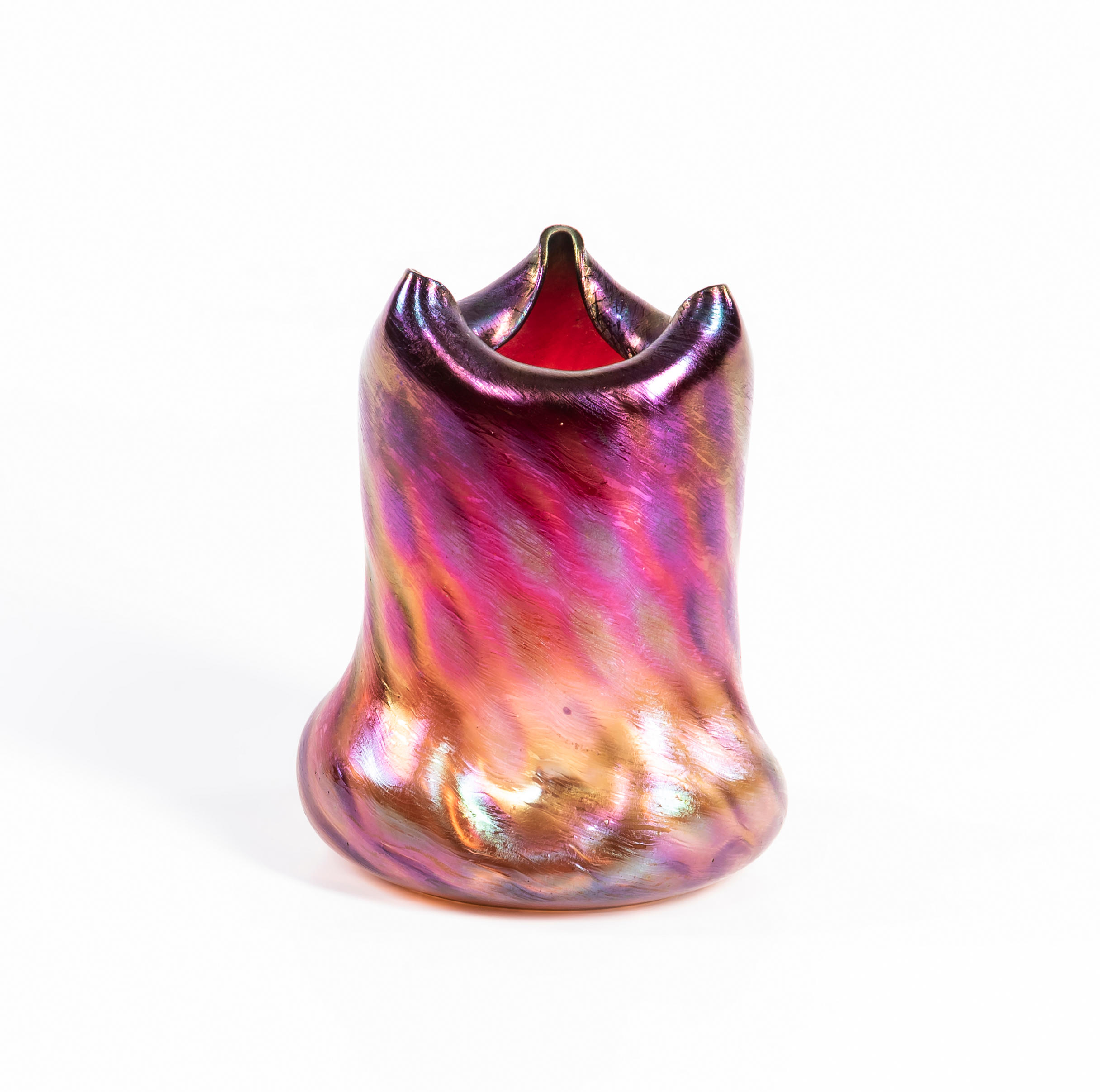 bonhams-skinner-art-nouveau-art-glass-vase-attributed-to-loetz-early