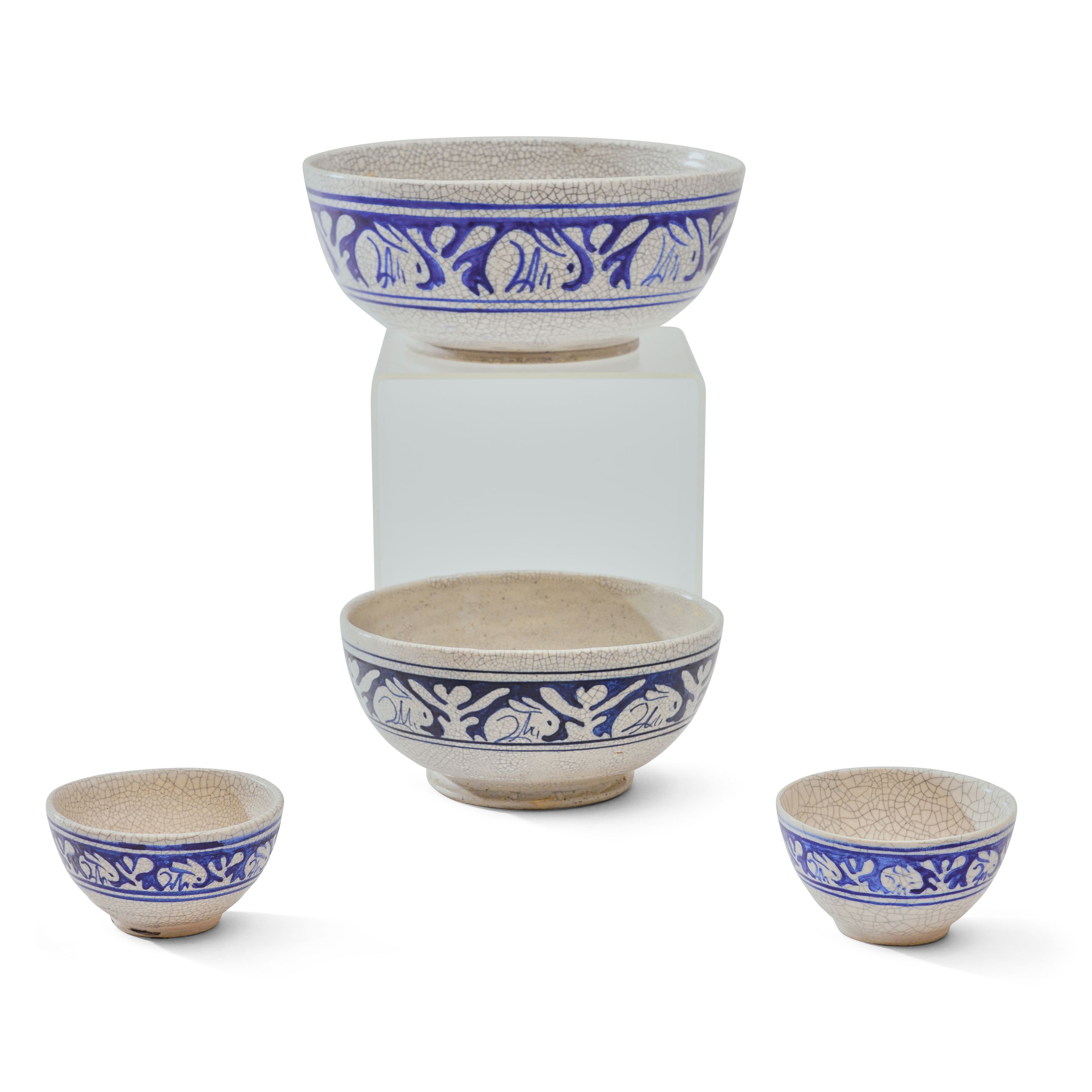 Bonhams Cars Four Dedham Pottery Rabbit Pattern Bowls Dedham