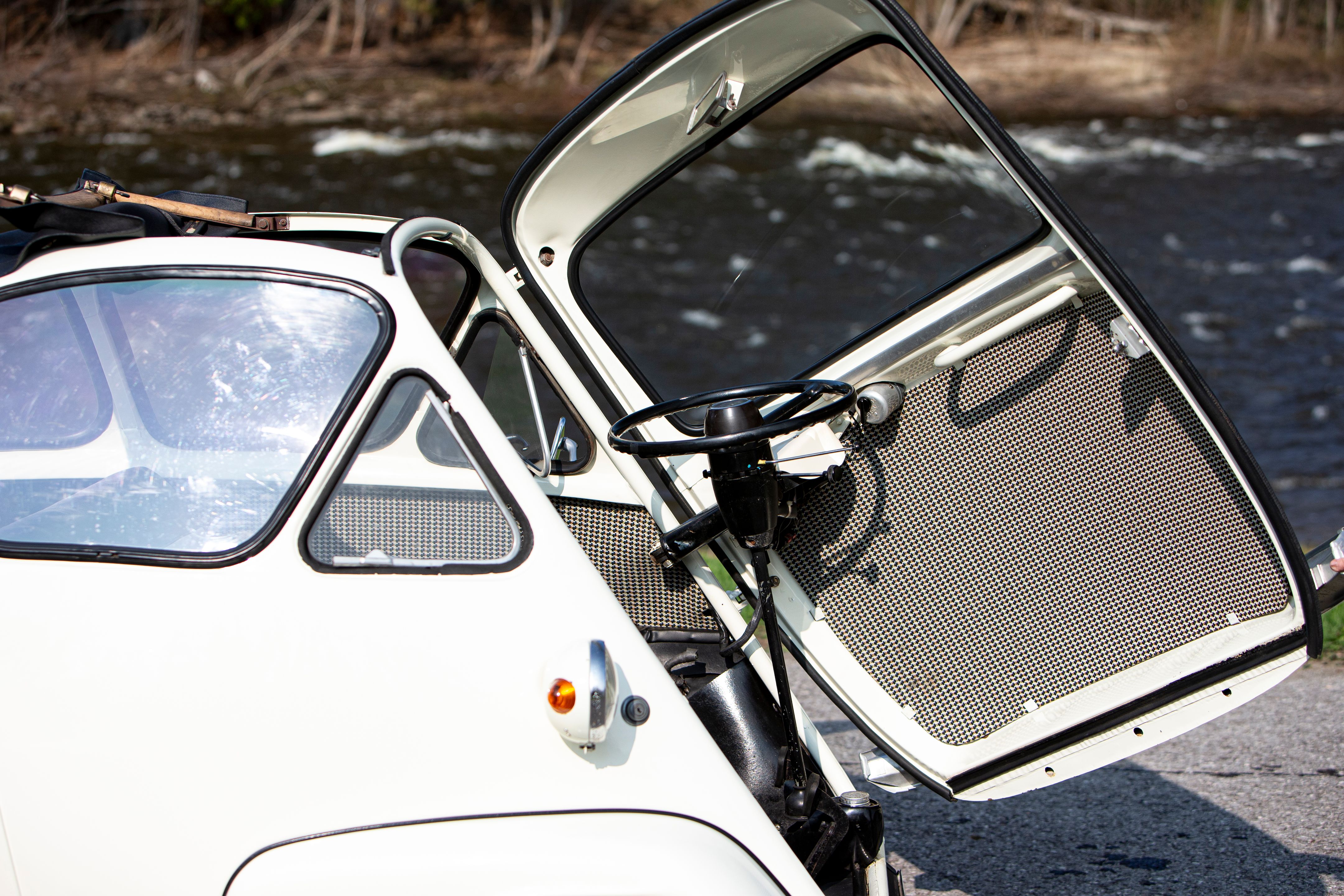 The tiny Microlino is a start-up EV with eau de Isetta - Media
