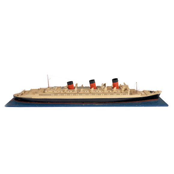 Bonhams Skinner Model of the Transatlantic Cruise Ship Queen MaryArt