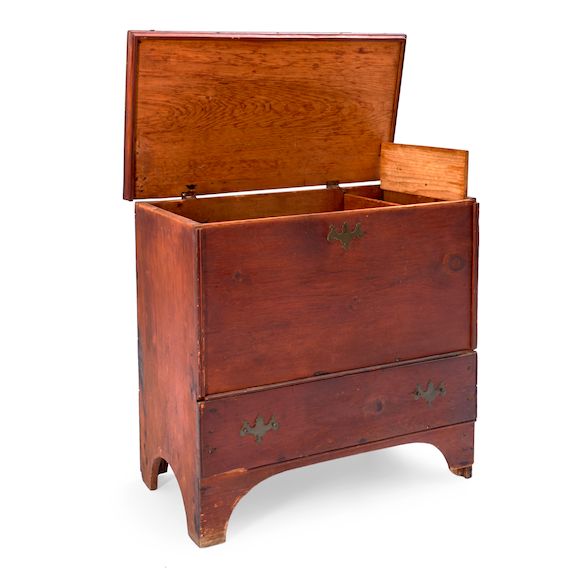 Bonhams Skinner Small Pine Chest Over Drawer, New England, 19th century.