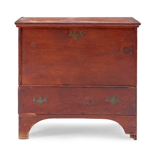 Bonhams Skinner Small Pine Chest Over Drawer, New England, 19th century.