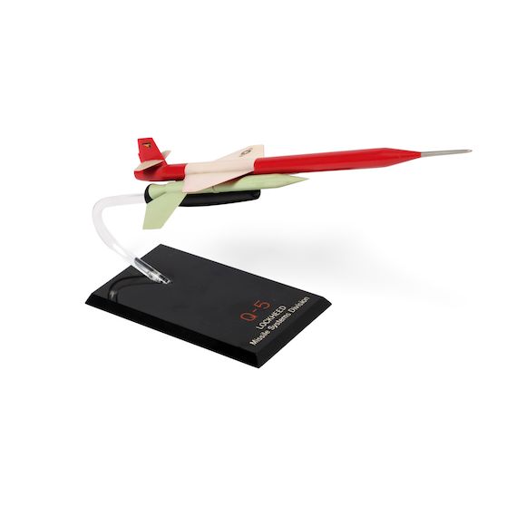 Bonhams : LOCKHEED Q-5 CONTRACTOR'S MODEL. Mixed material on plastic ...