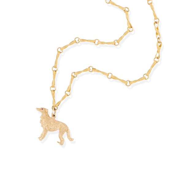 Bonhams A GOLD DOG PENDANT NECKLACE