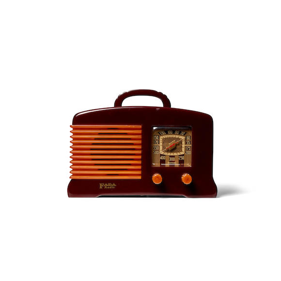 Bonhams : FADA L56 Radio1939 maroon catalin case and handle with yellow ...