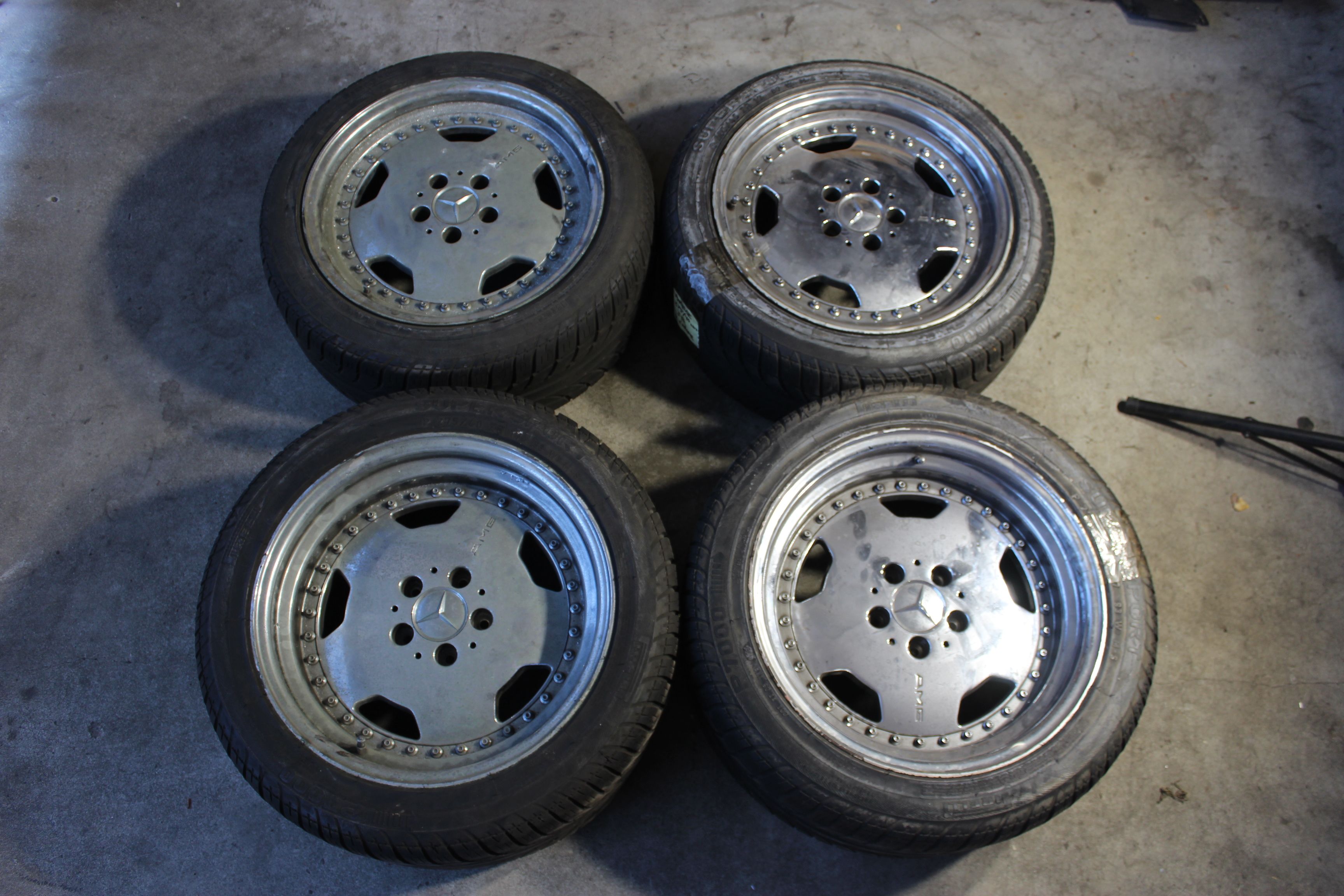 Bonhams Cars : A set of 4,used, AMG-OZ Racing, Monoblock Arrow III, wheels,