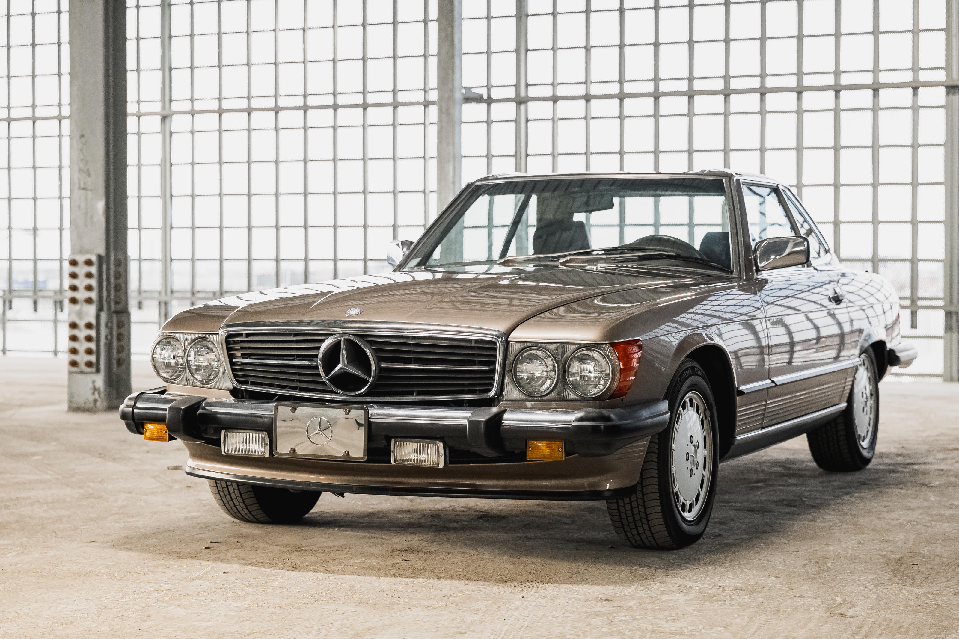 Bonhams Cars : 1989 Mercedes-benz 560sl Chassis No. Vin. Wdbba48d2ka094446