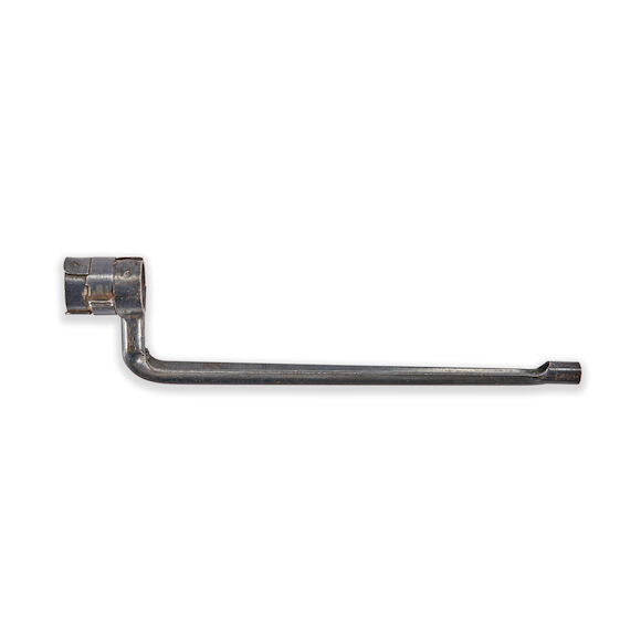 Bonhams Skinner : A DAISY NO. 40 MILITARY MODEL AIR RIFLE SOCKET BAYONET,