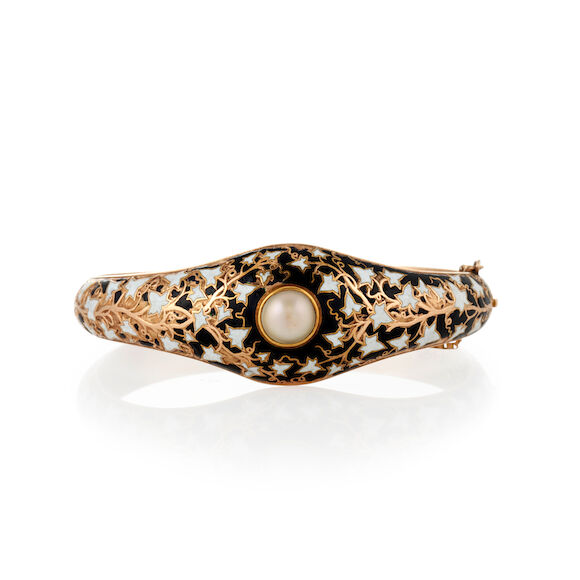 Bonhams Skinner : AN ANTIQUE GOLD AND ENAMEL 'POISON' BANGLE BRACELET ...