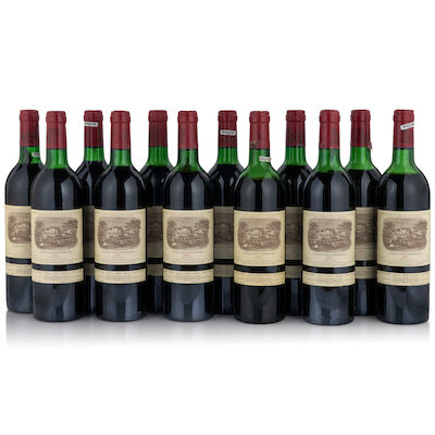 Château Lafite Rothschild, 1982 (12 bottles, 750ml)