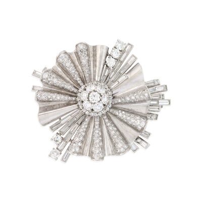 TRABERT & HOEFFER-MAUBOUSSIN: A PLATINUM AND DIAMOND BROOCH, CIRCA 1938