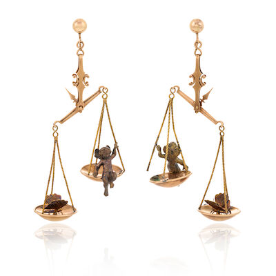 A RARE PAIR OF GOLD 'EROTOSTASIA' EARRINGS, CIRCA 1870