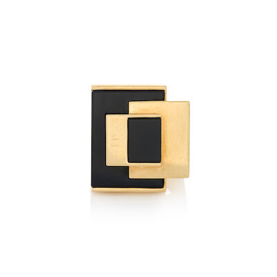 H. STERN: AN 18K GOLD AND ONYX 'ROBERTO BURLE MARX' RING