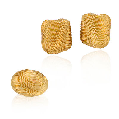 HENRY DUNAY: AN 18K GOLD SUITE