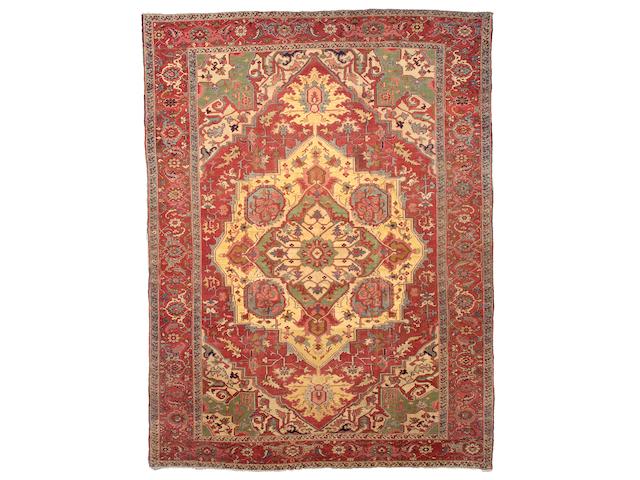 A Serapi carpet Northwest Persia, Size approximately 9ft 8in x 12ft 10in