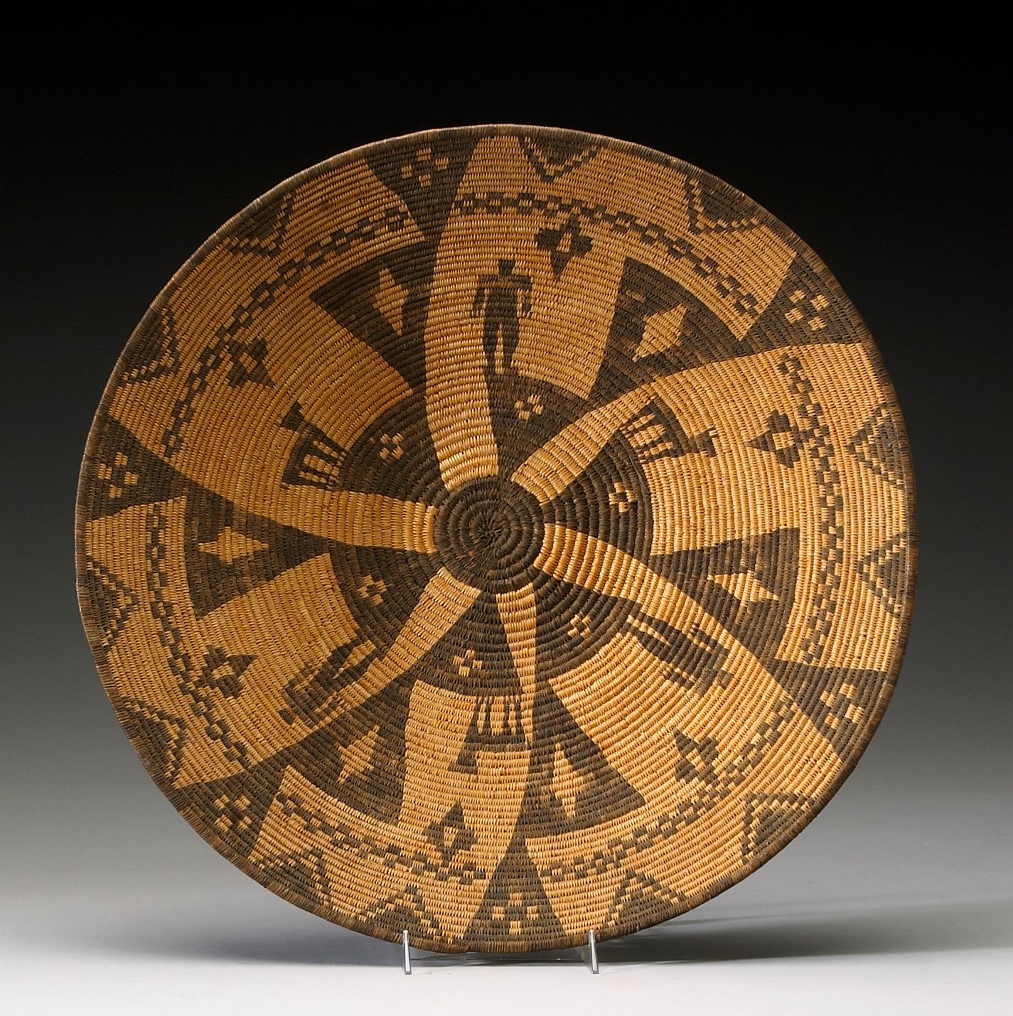 An Apache tray