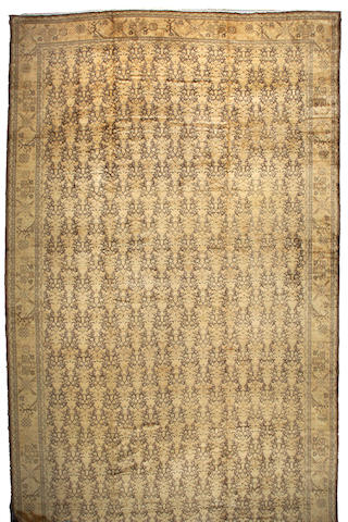 An Amritsar carpet India, Size approximately 20ft 8in x 12ft 1in