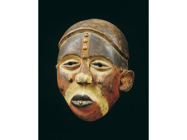 A Bakongo facemask