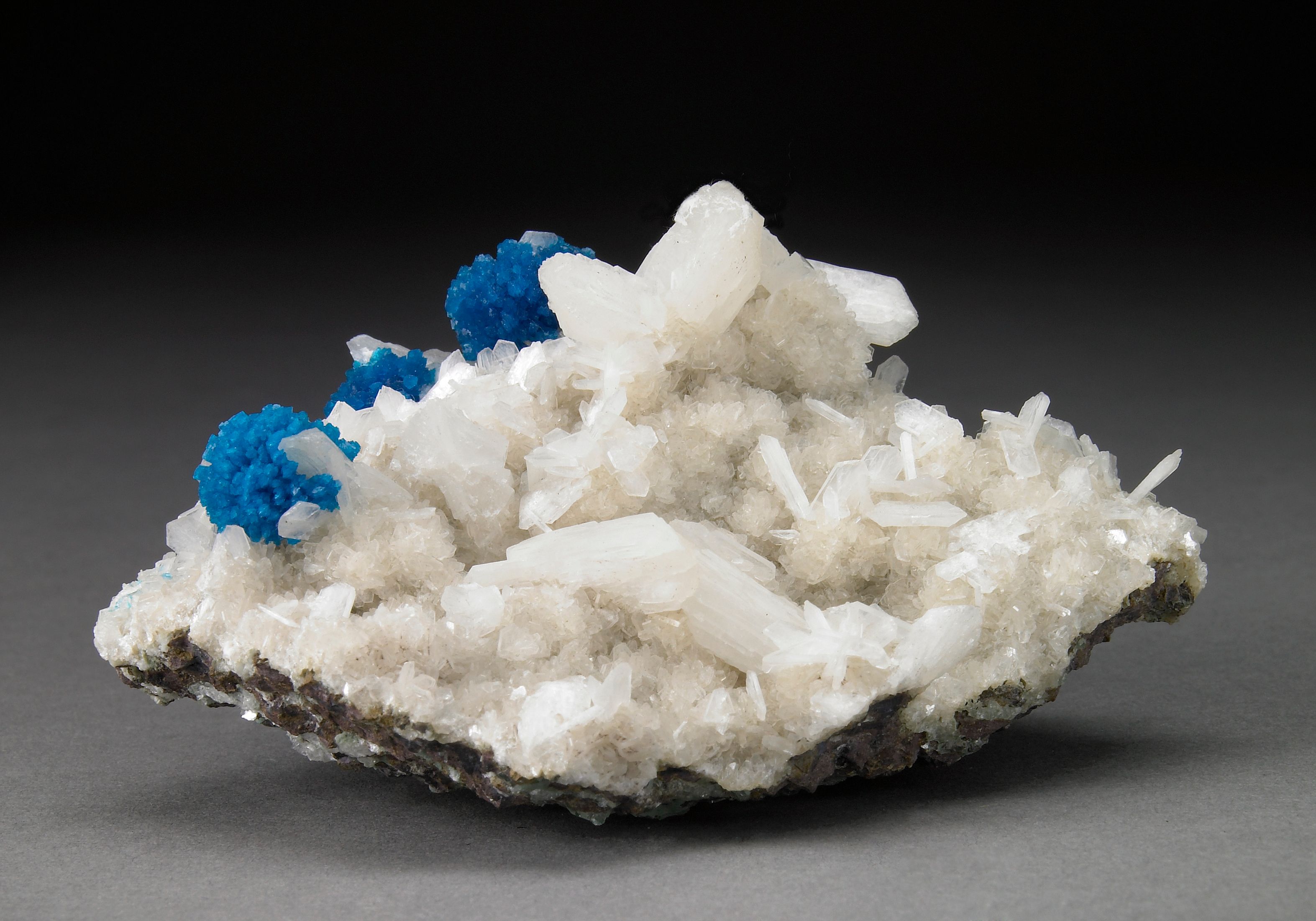 Cavansite