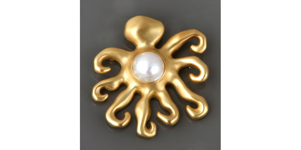 A mab&#233; cultured pearl and 18k gold octopus motif brooch-slider, signed Tiffany & Co.