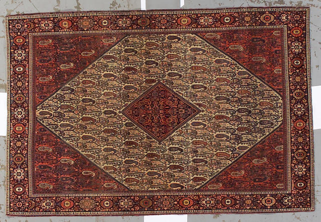 A Fereghan Sarouk rug Central Persia size approximately 4ft. 5in. x 6ft. 8in.