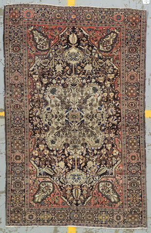 A Fereghan Sarouk rug Central Persia, late 19th century