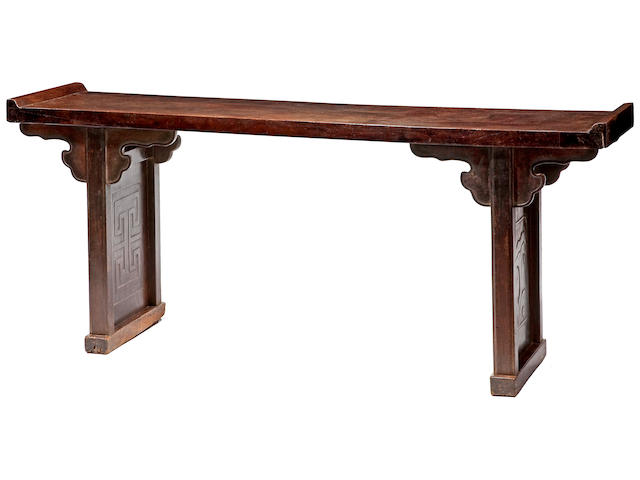 A massive jichimu formal side table, Qiaotou'an 18th Century