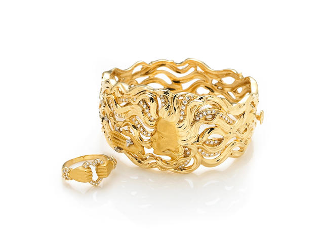 A diamond and eighteen karat gold cuff bracelet and ring, Carrera y Carrera