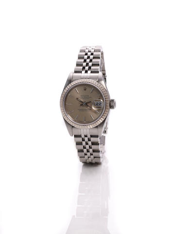 Rolex. A stainless steel lady's automatic calendar bracelet watchOyster Perpetual Datejust, Ref. 69174, Case no. S130798, circa 1993