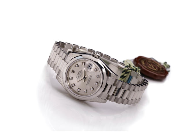 Rolex. A very fine platinum lady's automatic bracelet watch with diamond-set dialOyster Perpetual Datejust, Ref. 179166, Case. No. K574285, circa 2001.