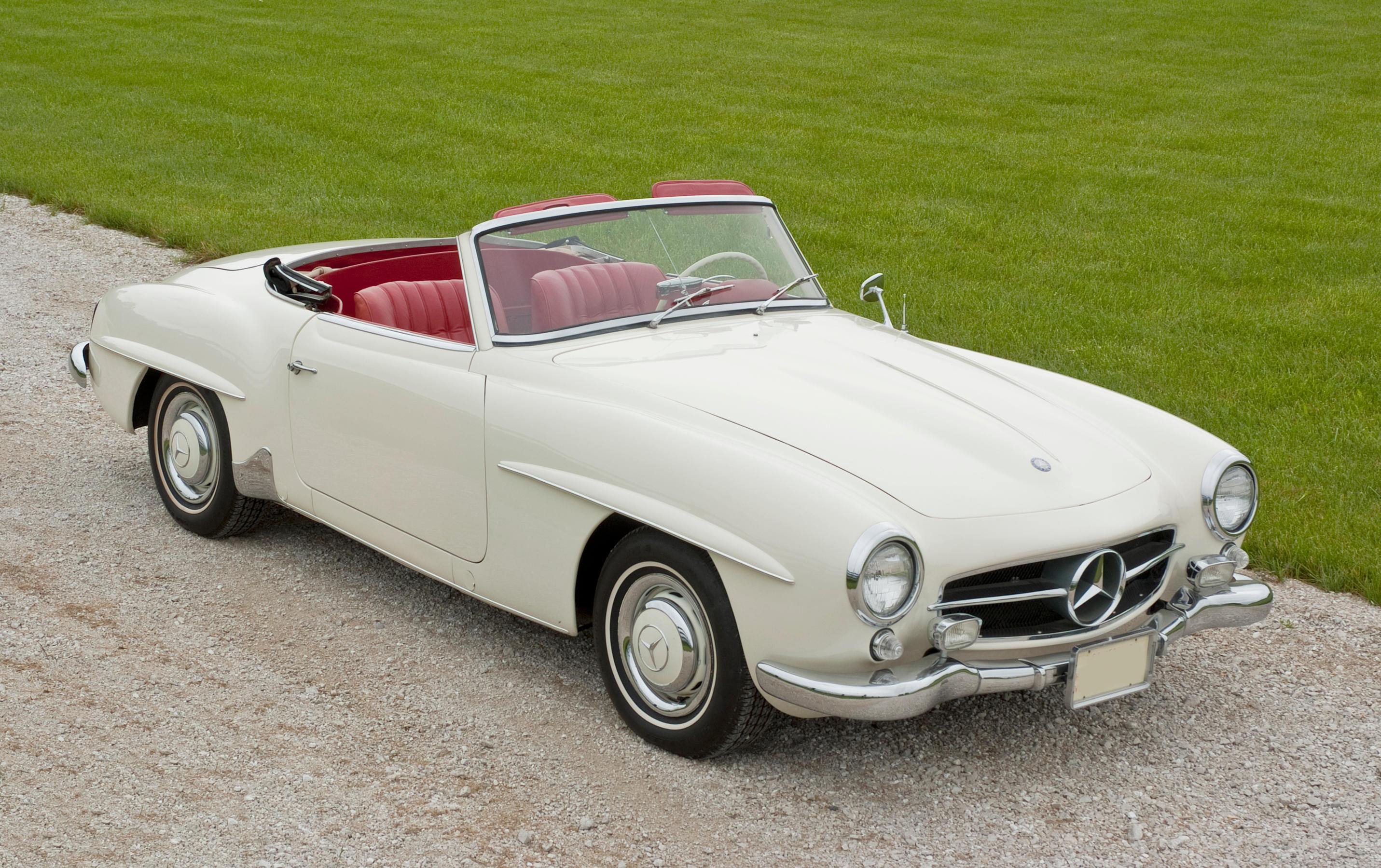 1960 Mercedes-Benz 190SL Roadster with hard top Chassis no. 121042-10-017818