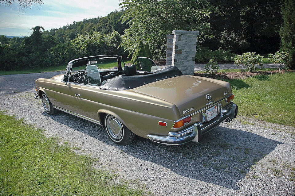1971 Mercedes-Benz 280 SE 3.5 Liter Convertible  Chassis no. 111 027 12002059 Engine no. 116 980 12 000 860