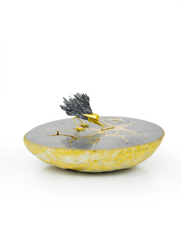An agate, stibnite and eighteen karat gold objet d'art, Andrew Grima,