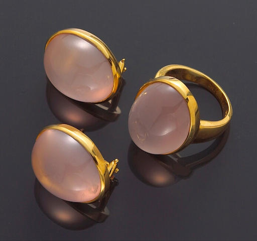 A set of rose quartz ring and pair of earrings, Tito Pedrini